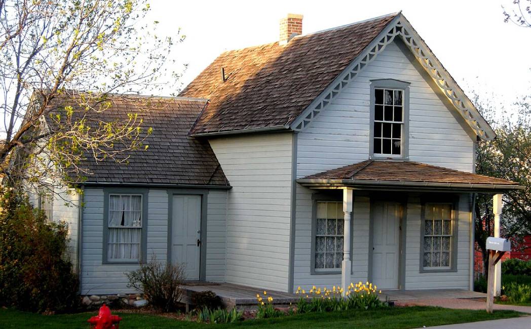 Peterson House